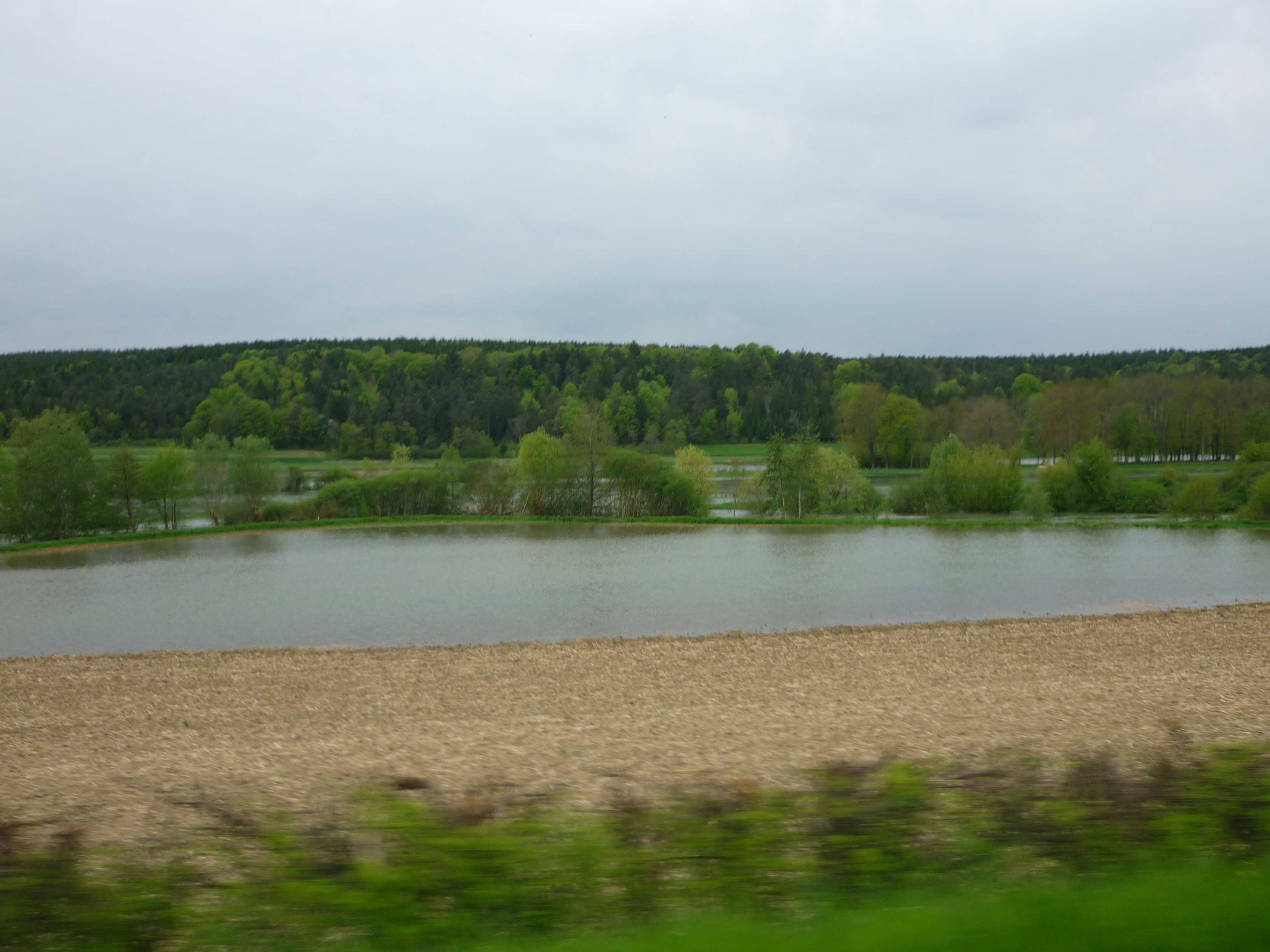 Crue de l'Ource, en mai 2013, à Autricourt, en amont de l'agglomération, en Côte d'Or