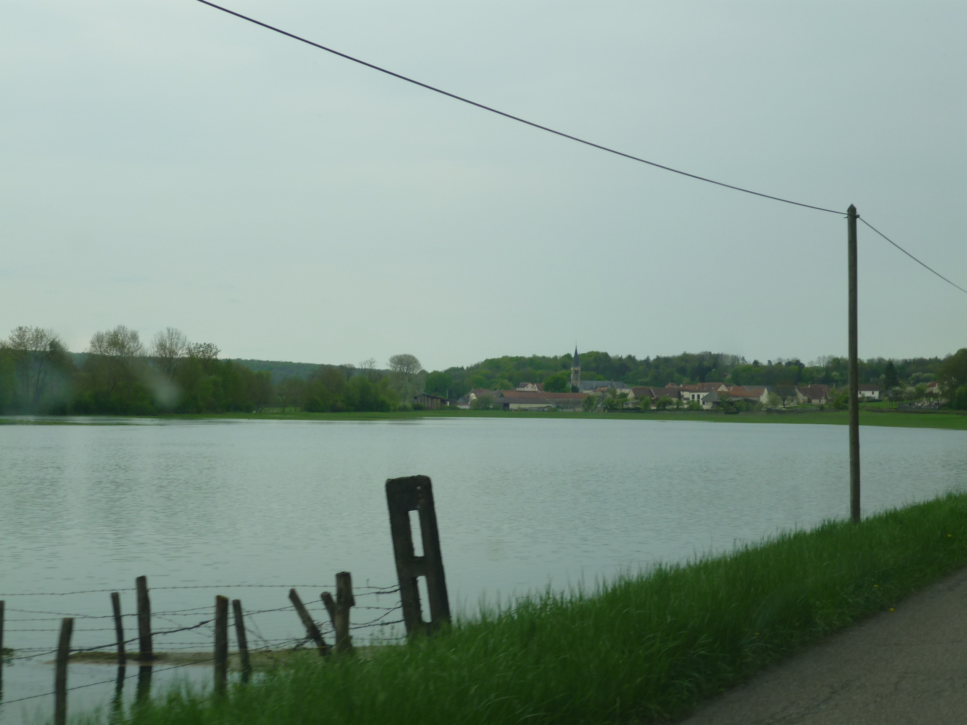 Crue de l'Ource, en mai 2013, à Prusly sur Ource en Côte d'Or