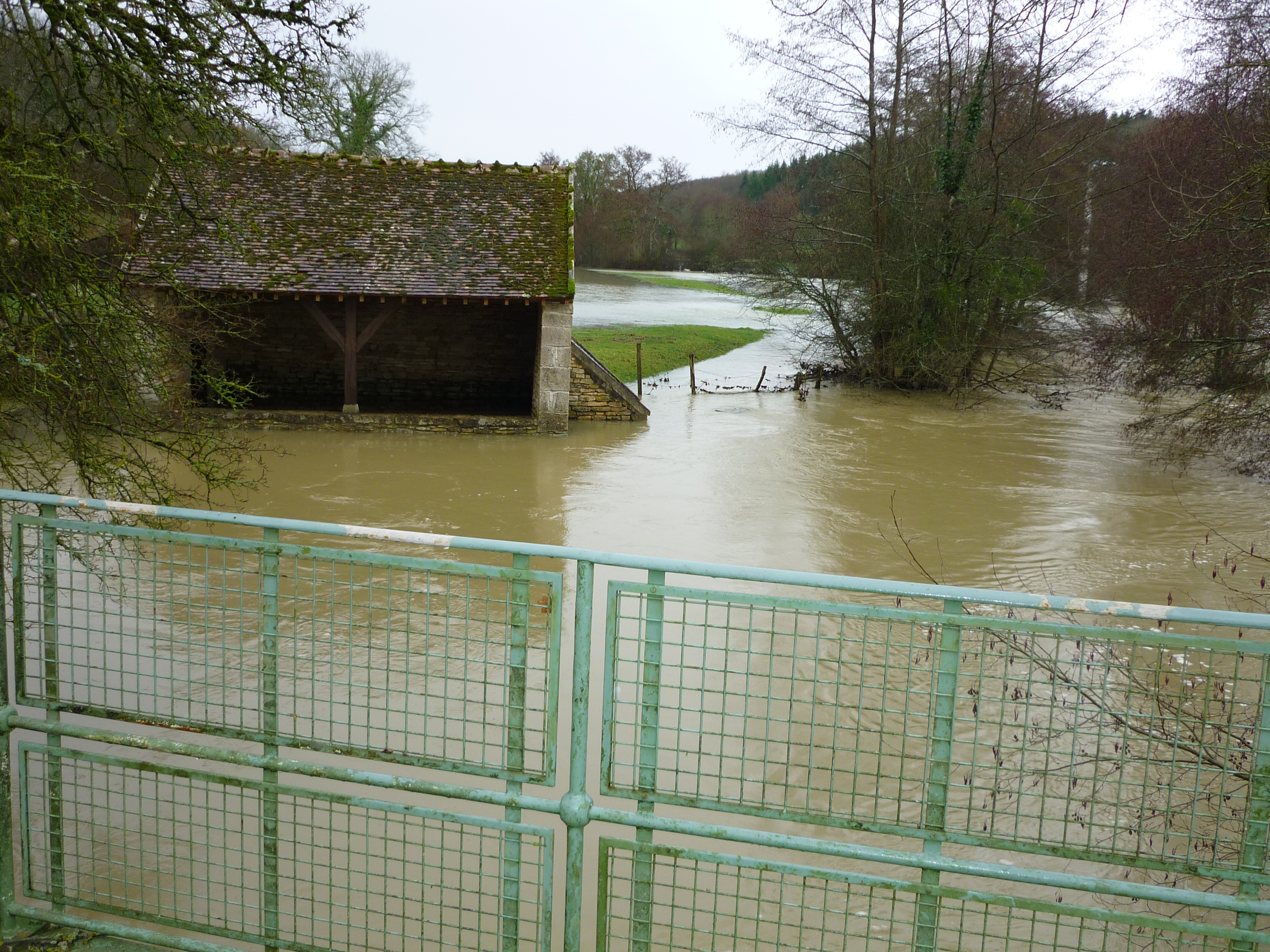 Crue du Beuvron, en janvier 2018, à Ouagne, hameau de Champmoreau, rue du Ciseau, dans la Nièvre