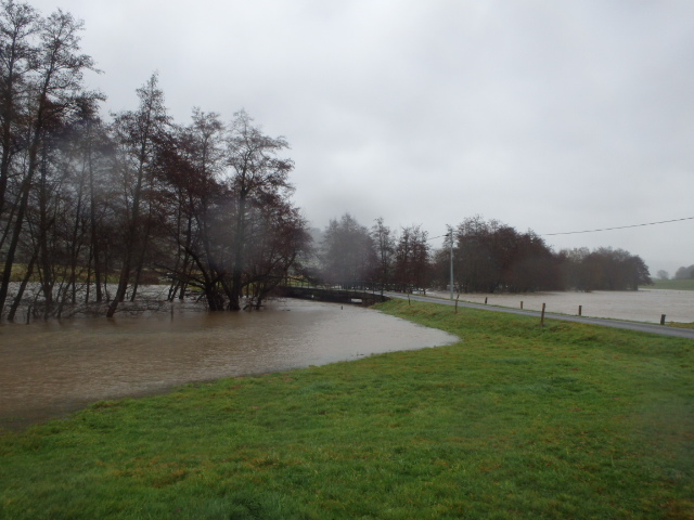 Crue du Mesvrin, en janvier 2028, à Mesvres, chemin du Mousseau, en Côte d'Or