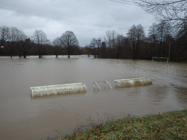 Crue de la Bourbince, en janvier 2018, à Blanzy, vers le stade, en Saône-et-Loire