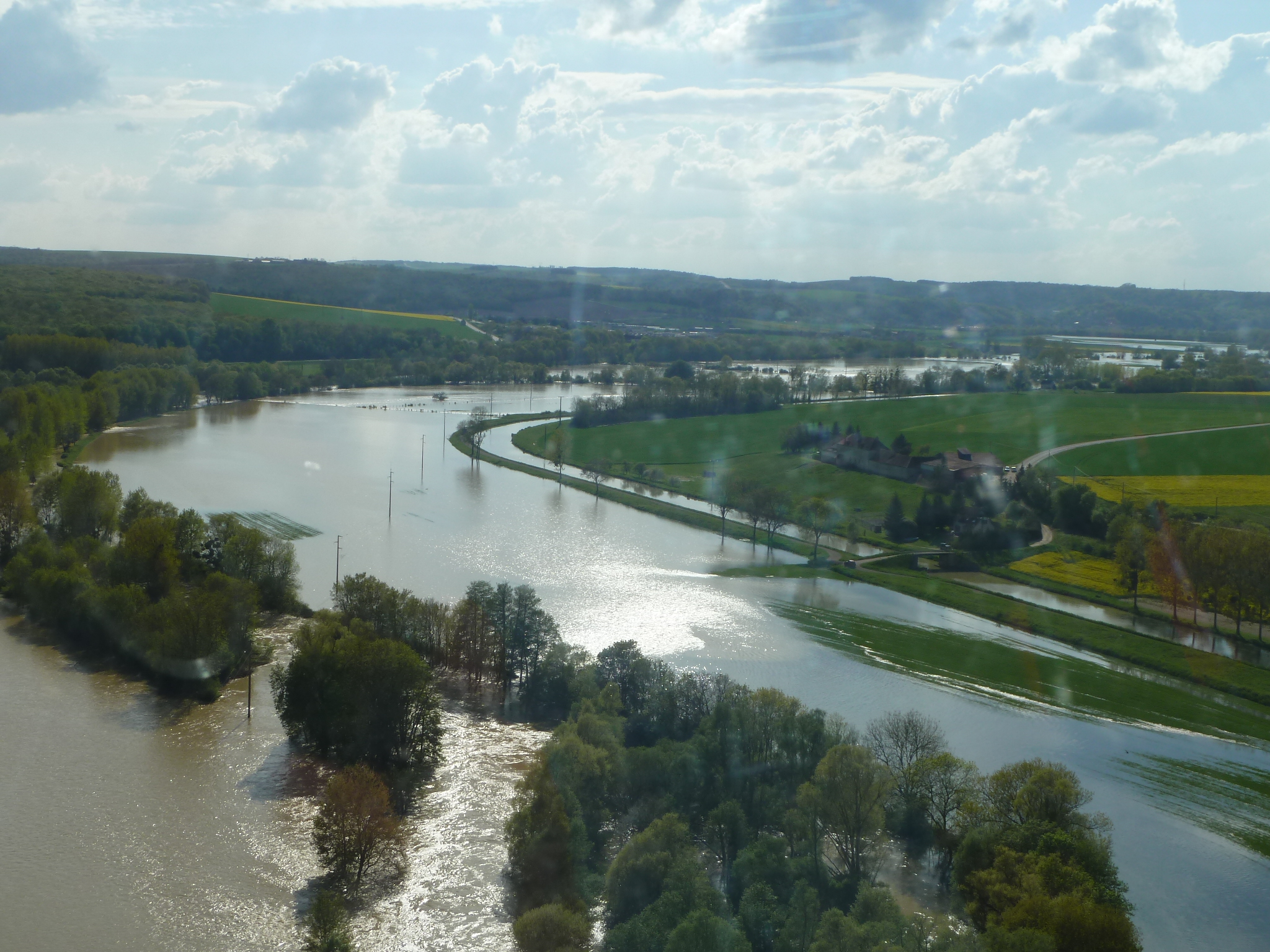 Crue de l'Armançon, en mai 2013, à Saint-Martin-sur-Armançon, ferme d'Arthe, dans l'Yonne