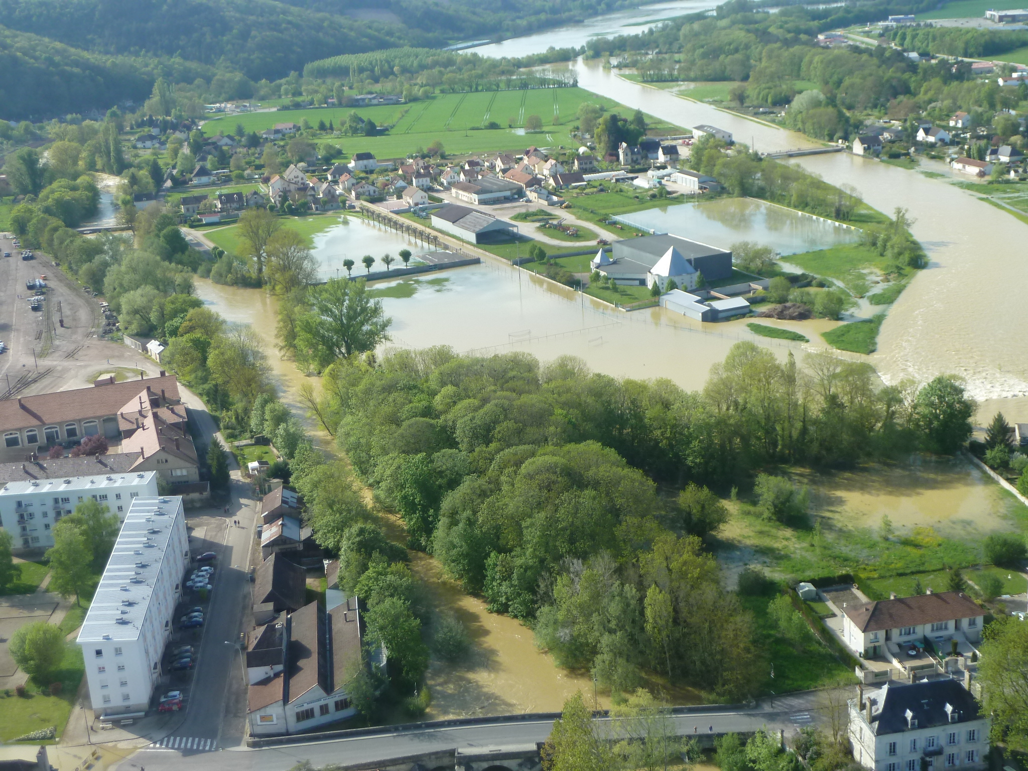 Crue de l'Armançon, en mai 2013, à Tonnerre, rue de la Santé, dans l'Yonne