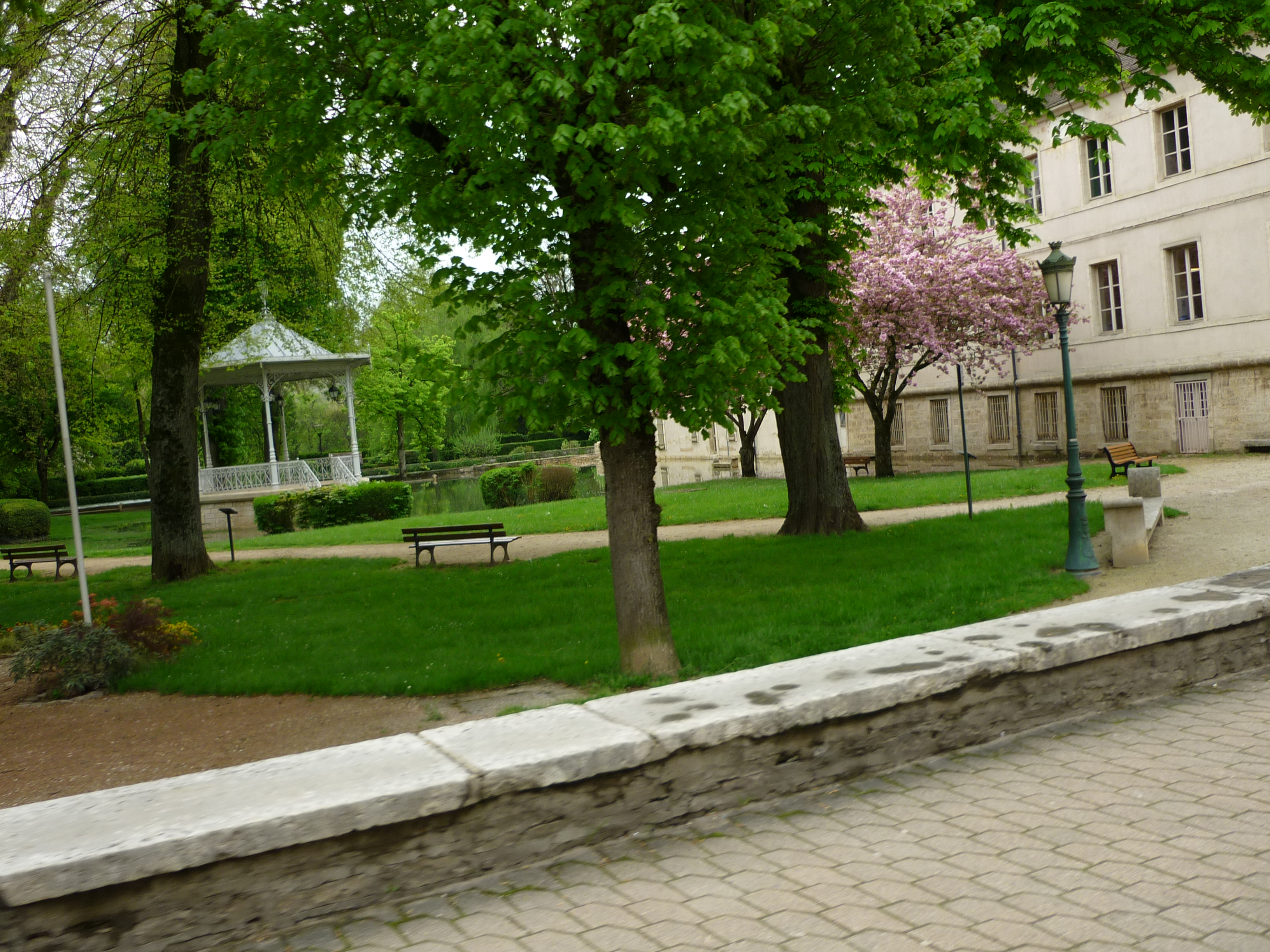 Crue de la Seine, en mai 2013, à Châtillon sur Seine, rue Président Carnot, en Côte d'Or